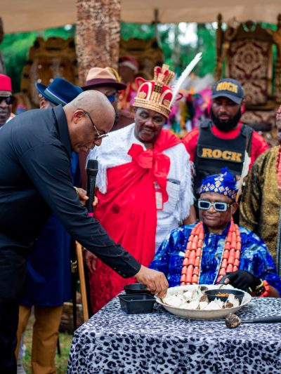 High Chief Duru Mike Ejiogu celebrates new yam festival with ndi Ogwuaga Abba, supports cultural festivity with Two Million Naira